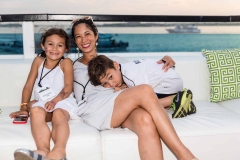 Family-photographer-family-on-boat