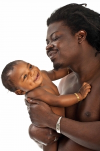 NYC-studio-portrait-father-new-baby