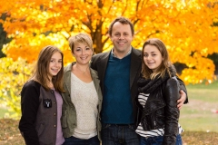 central-park-gold-tree-family-portrait