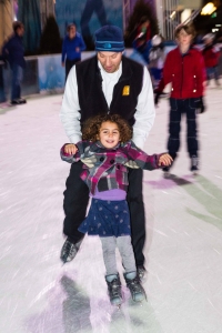 dad-child-iceskating-family-photography