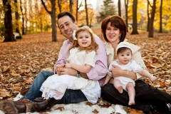 family-in-central-park-autumn-leaves