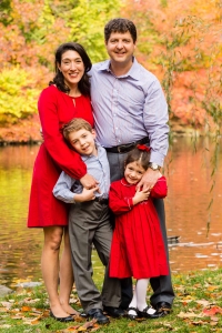 family-photography-central-park-in-fall