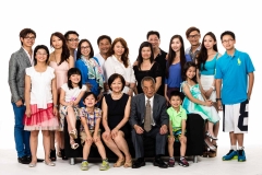 family-portrait-studio-big-family