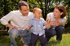 parents-with-toddler-central-park