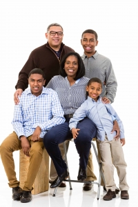 studio-photo-shoot-family-portrait