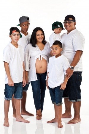 Maternity-photo-mom-dad-sons