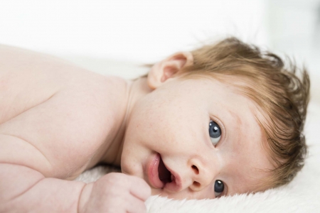 Blue-eyed-baby-portrait